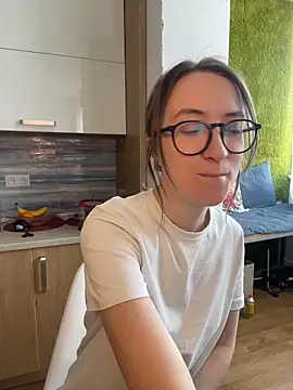 Persephone Kore online show from 04/09/26, 12:22