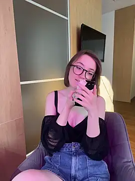 Persephone Kore online show from 04/26/26, 02:47