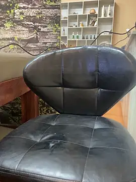 Bee bee1 online show from 04/03/26, 09:49