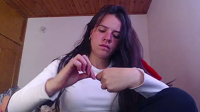 Snapshot of Shanel_Lozano chatting on 07/06/26, 07:27 Shanel Lozano online show from 07/06/26, 07:27