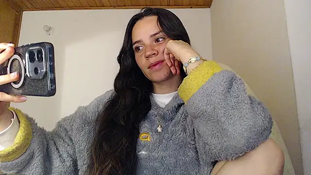 Shanel Lozano online show from 04/02/26, 03:02