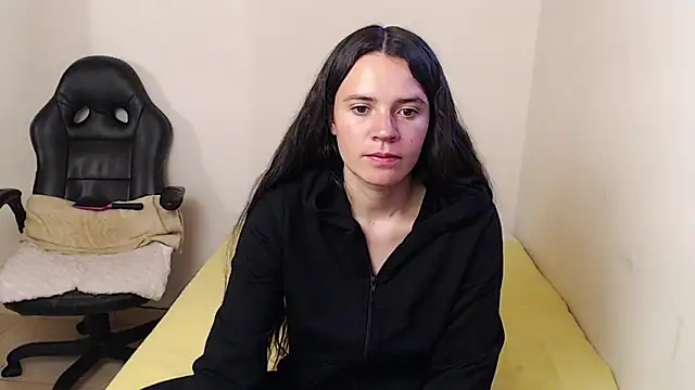 Shanel Lozano online show from 04/08/26, 07:15