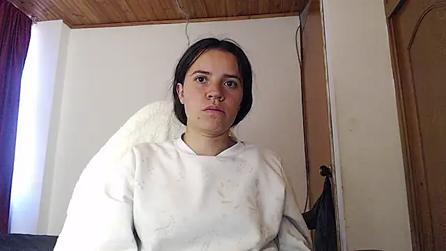 Shanel Lozano online show from 04/20/26, 09:38