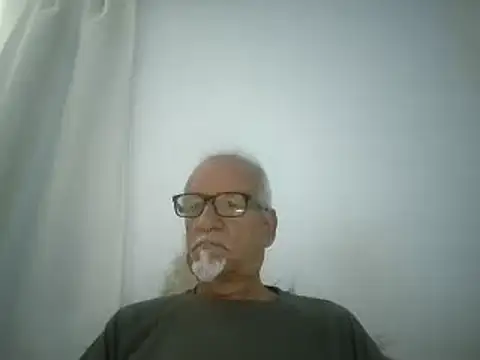 Snapshot of Patyman chatting on 05/06/26, 10:14 Patyman online show from 05/06/26, 10:14
