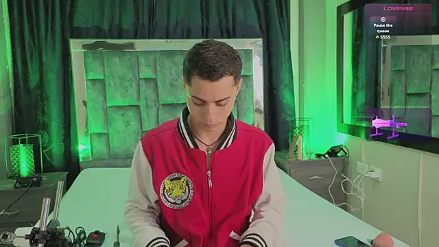 LeoMonnroe online show from 03/05/26, 07:43