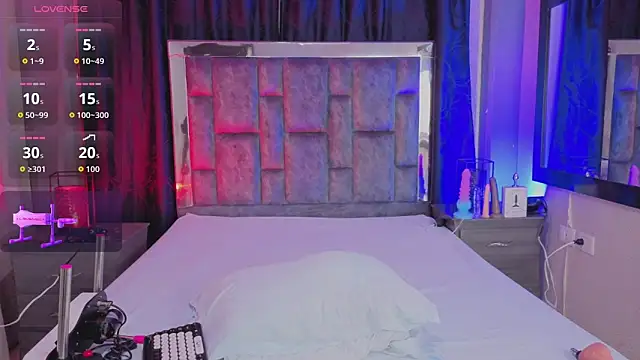 LeoMonnroe online show from 04/08/26, 07:15