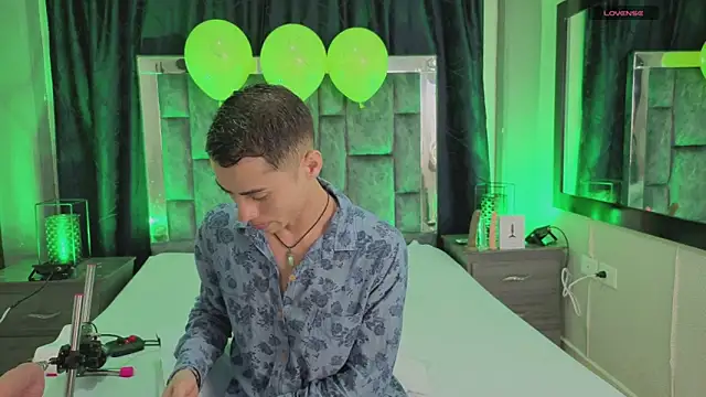 LeoMonnroe online show from 03/06/26, 07:42