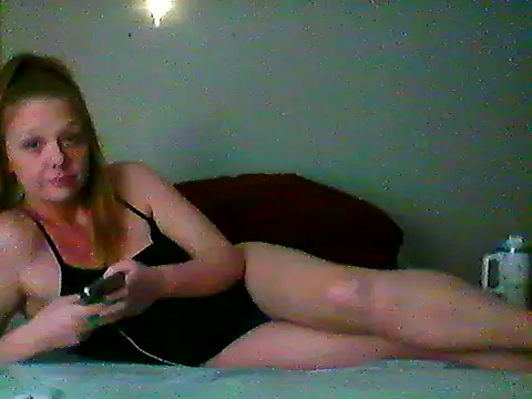 tinytiff33 online show from 01/14/26, 02:15