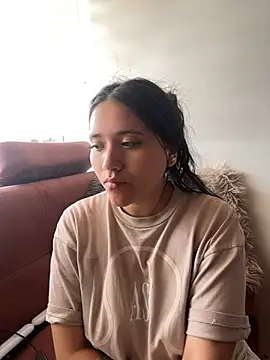 Veronica Wins  online show from 03/05/26, 06:59