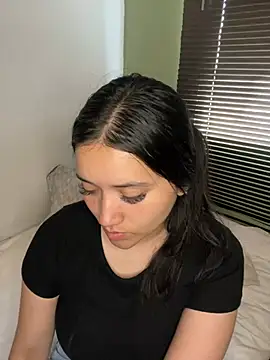 Veronica Wins  online show from 03/24/26, 09:15