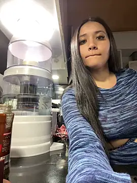 Veronica Wins  online show from 04/04/26, 07:09