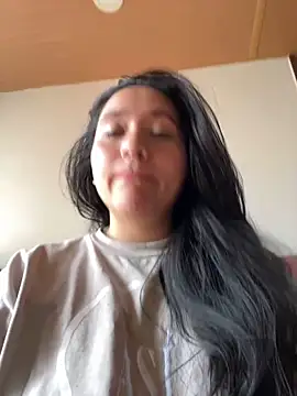 Veronica Wins  online show from 02/11/26, 07:03