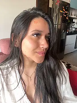 Veronica Wins  online show from 04/10/26, 06:59