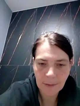 Snapshot of roksa2026 chatting on 06/11/26, 07:16 roksa2026 online show from 06/11/26, 07:16