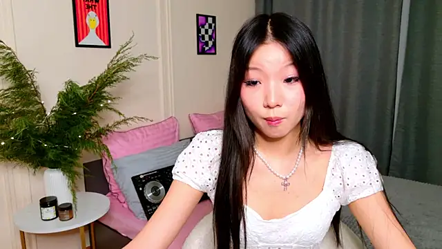 Qwertik333 online show from 01/14/26, 07:17