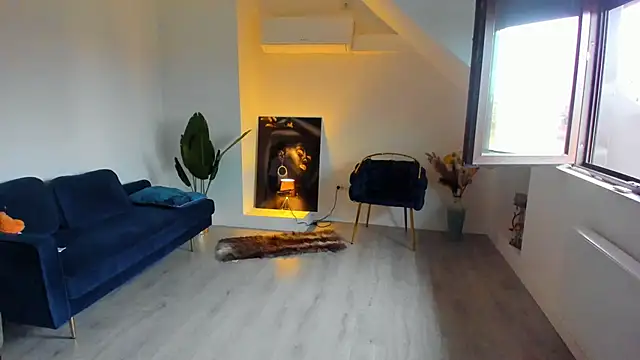 CrazyDollxx online show from 03/23/26, 02:39