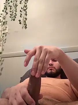 Snapshot of Ser02hot_latino chatting on 02/20/26, 05:48 Ser02hot latino online show from 02/20/26, 05:48