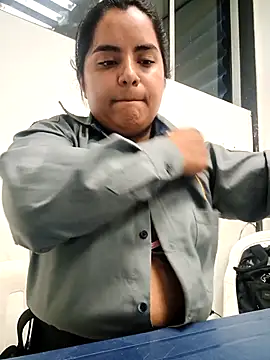 Isabel 3 online show from 04/14/26, 03:55