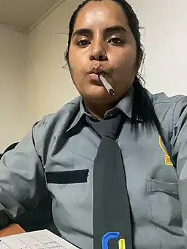 Isabel 3 online show from 02/05/26, 01:56