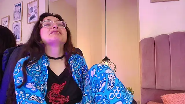 Hanabie  online show from 02/04/26, 03:23