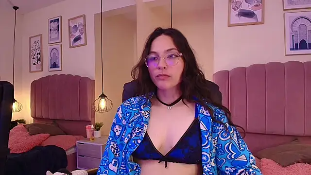 Hanabie  online show from 02/05/26, 03:13