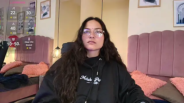 Hanabie  online show from 03/10/26, 03:10