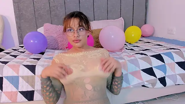 rosse taylorx1 online show from 04/07/26, 06:54