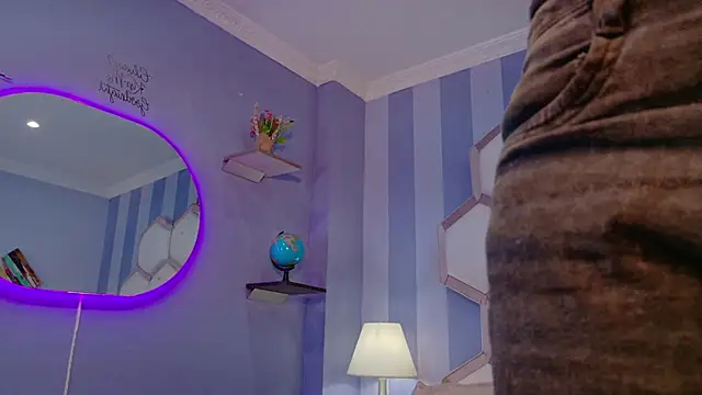 yvi taylor online show from 04/07/26, 11:56