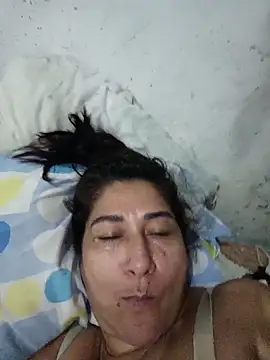 PatriciaGrajales online show from 04/18/26, 02:36