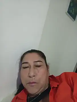 PatriciaGrajales online show from 05/26/26, 01:09