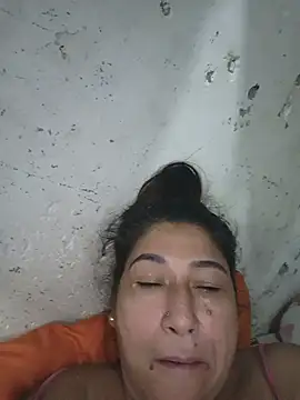 PatriciaGrajales online show from 07/16/26, 05:43