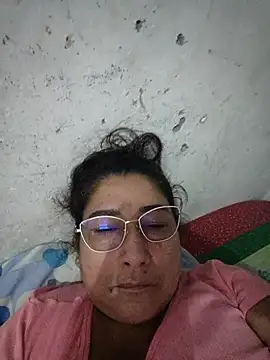 PatriciaGrajales online show from 04/15/26, 03:34