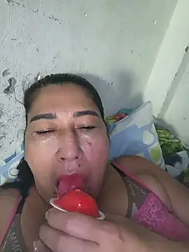 PatriciaGrajales online show from 04/12/26, 08:56