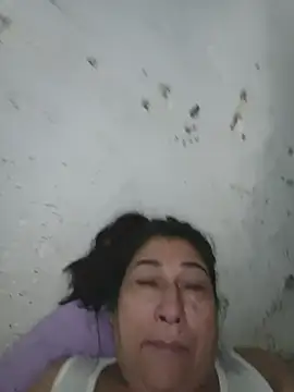 PatriciaGrajales online show from 06/01/26, 02:06