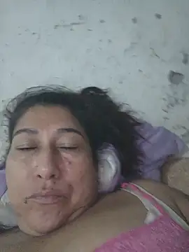 PatriciaGrajales online show from 06/06/26, 03:56