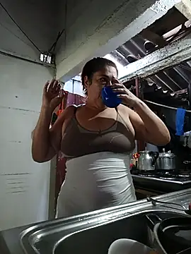 PatriciaGrajales online show from 03/02/26, 01:51