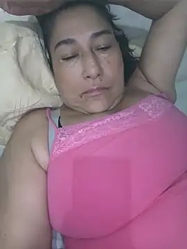 PatriciaGrajales online show from 05/06/26, 04:00