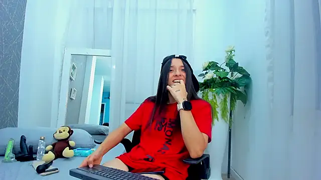 ViictoriiaSaenz online show from 02/14/26, 04:23