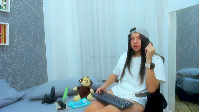 ViictoriiaSaenz online show from 02/21/26, 03:52