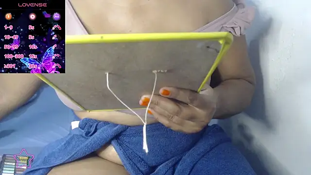 Snapshot of Karla_Rodriguez0 chatting on 02/07/26, 10:23 Karla Rodriguez0 online show from 02/07/26, 10:23