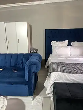 CreamyCupCake 96 online show from 04/10/26, 10:55