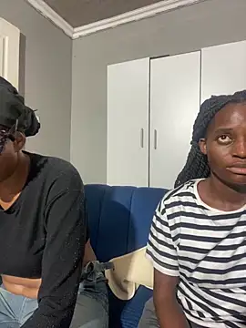 CreamyCupCake 96 online show from 04/13/26, 08:24