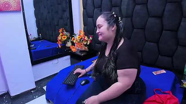 MiaRouss69 online show from 01/14/26, 12:53