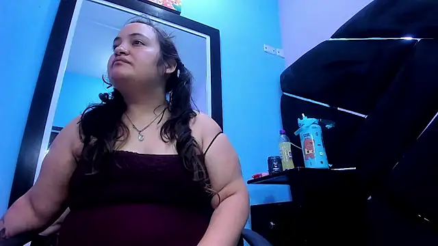 MiaRouss69 online show from 05/06/26, 10:03