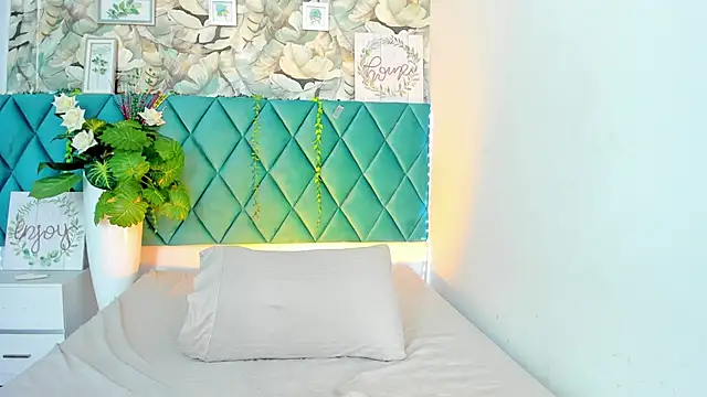 AlexiiaBrown online show from 04/30/26, 01:07