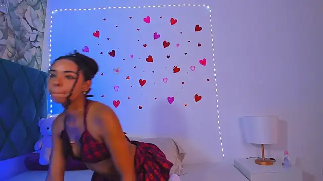 AlexiiaBrown online show from 05/27/26, 04:14