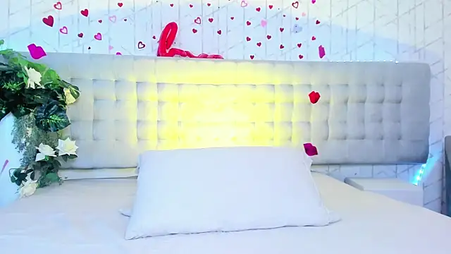 AlexiiaBrown online show from 02/19/26, 09:23