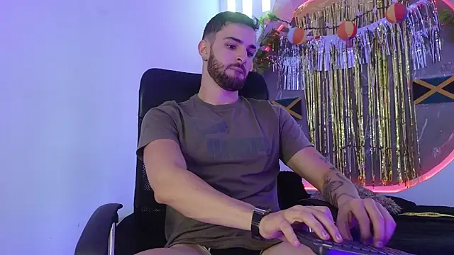 Apolo lux1 online show from 04/11/26, 07:39