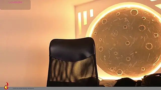 Snapshot of Apolo_lux1 chatting on 07/12/26, 07:47 Apolo lux1 online show from 07/12/26, 07:47