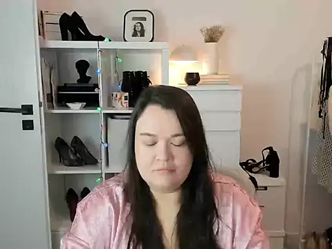 HollyDanceSoul online show from 03/02/26, 05:19